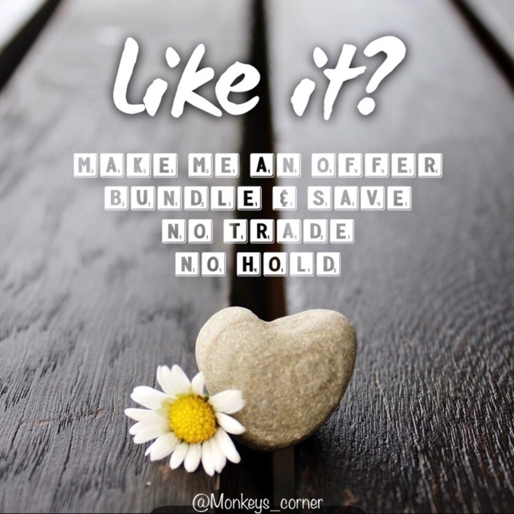 SOLD⚡️VICTORIA’S SECRET⚡️Metallic Tassel Crossbody Bag - Picture 10 of 11